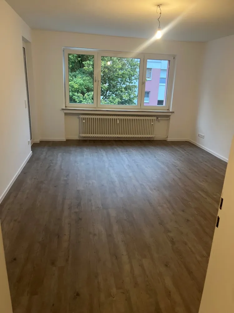 3 Zimmer Wohnung mit 81 m² in Solingen – Bild 1
