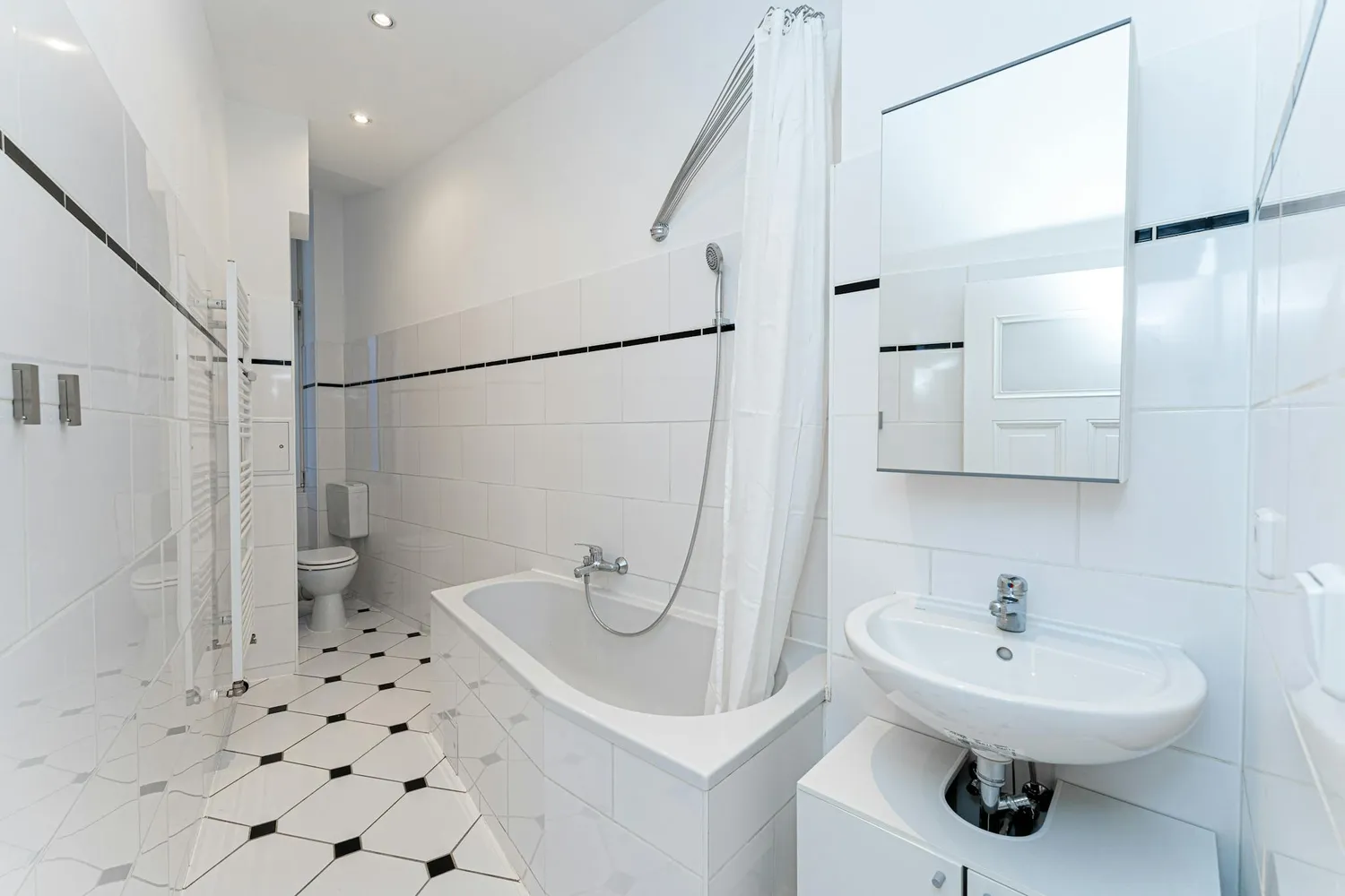 Shared room with 22 m² in Berlin – Photo 5