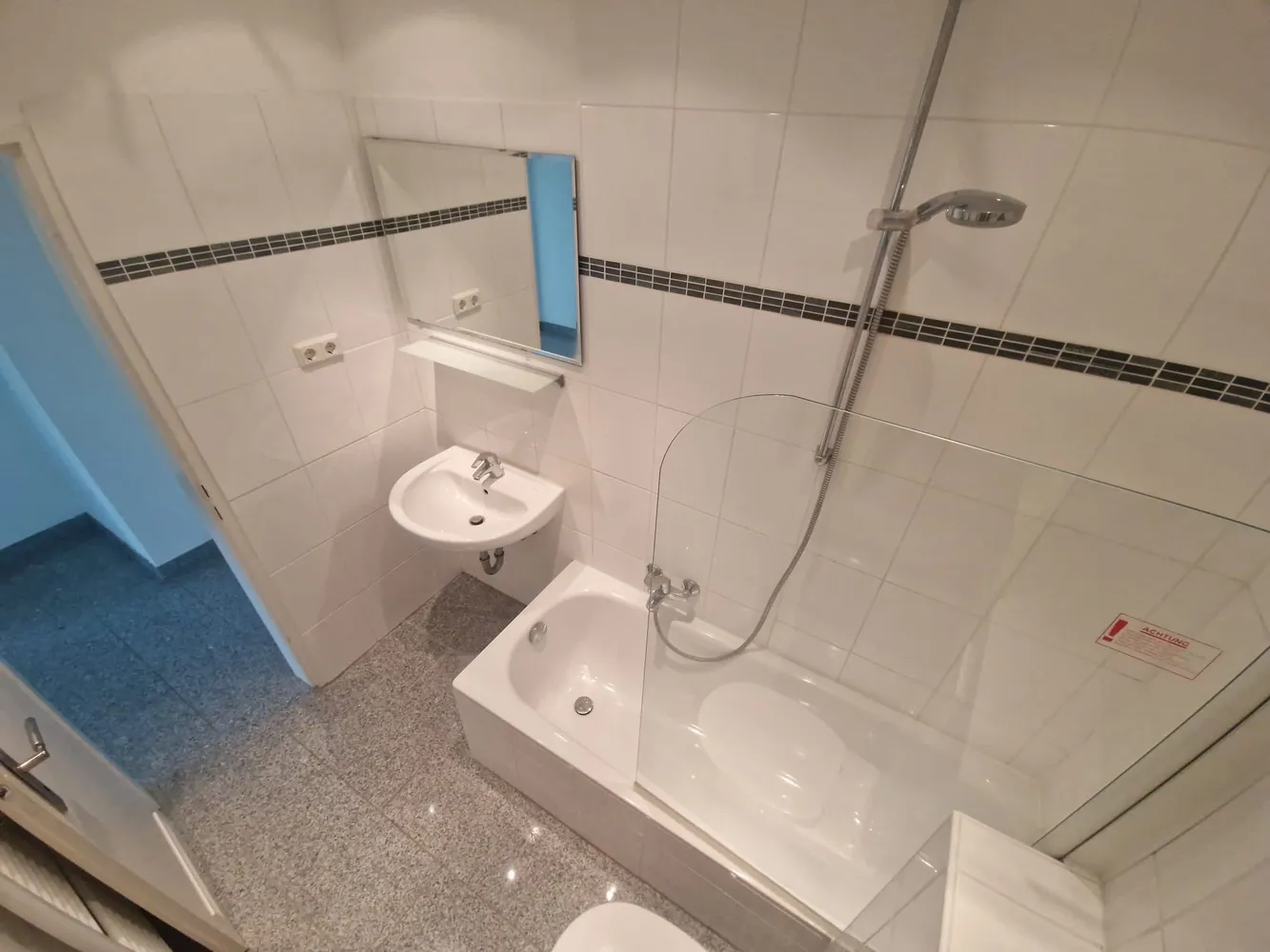 2 Zimmer Wohnung mit 57 m² in Köln – Bild 2