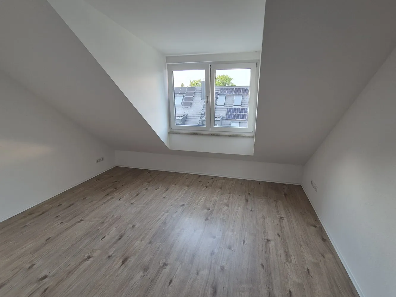 4 Zimmer Wohnung mit 104 m² in München – Bild 6