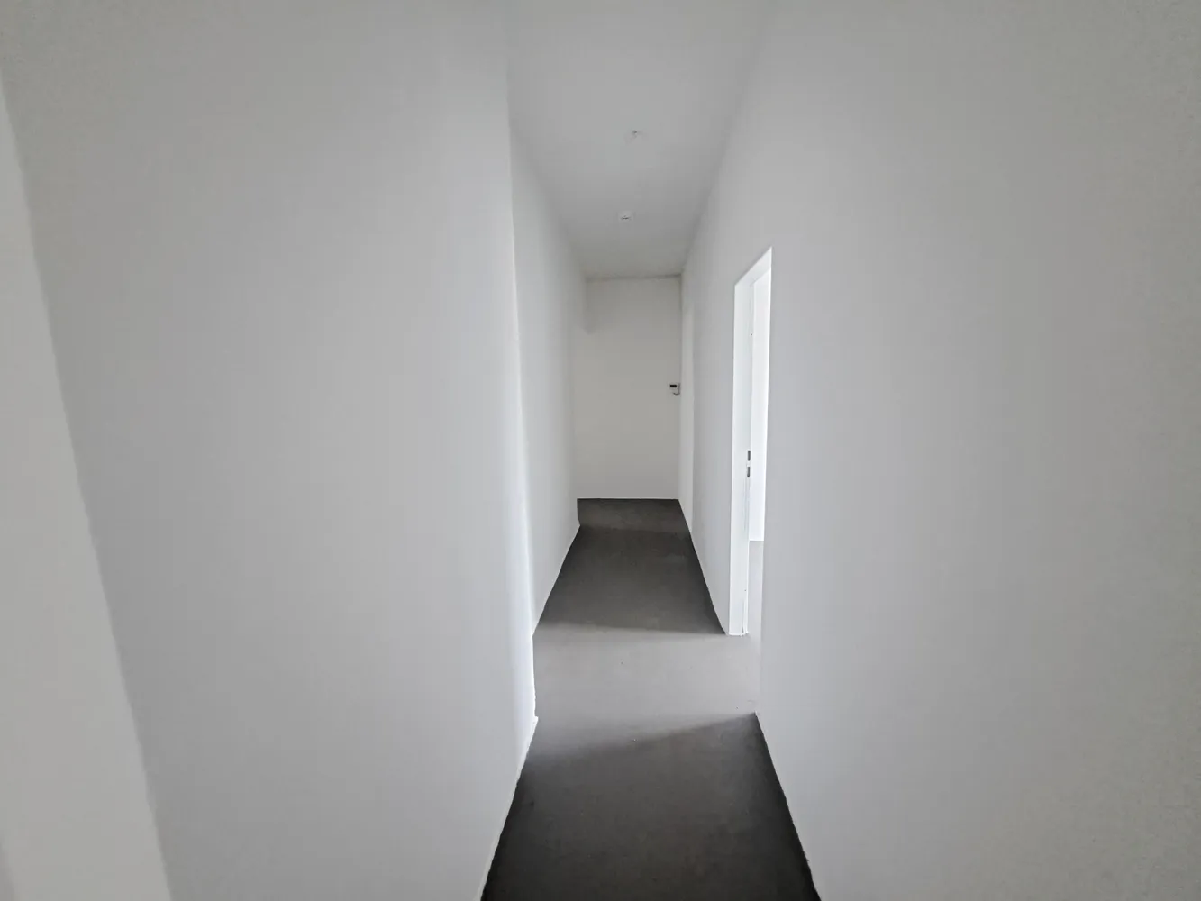 4 Zimmer Wohnung mit 114 m² in Bremerhaven – Bild 1
