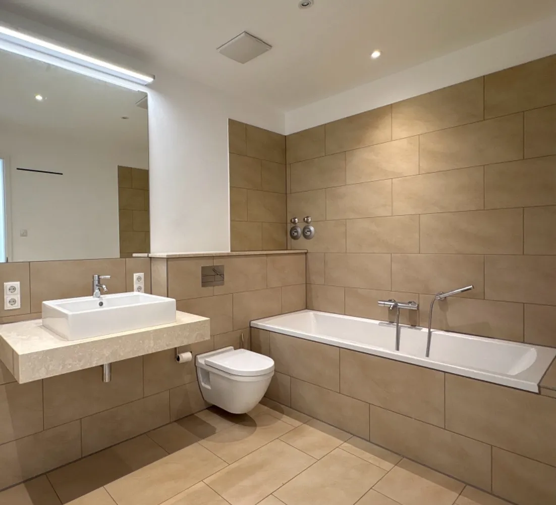 4 Zimmer Wohnung mit 128 m² in Köln – Bild 4