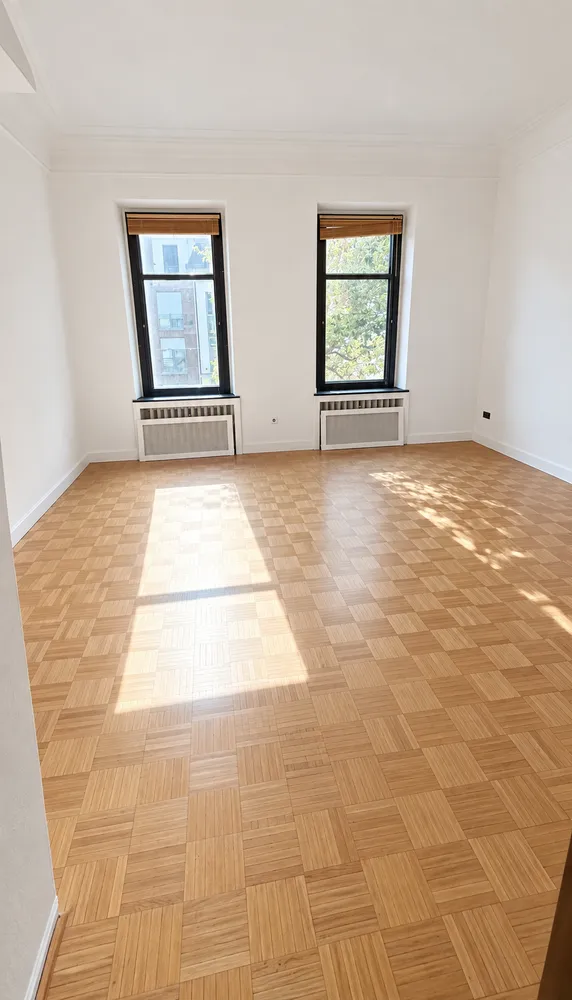 1 room apartment with 70 m² in Mülheim an der Ruhr – Photo 5