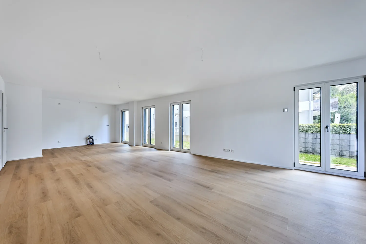 3 Zimmer Wohnung mit 110 m² in Wiesbaden – Bild 2