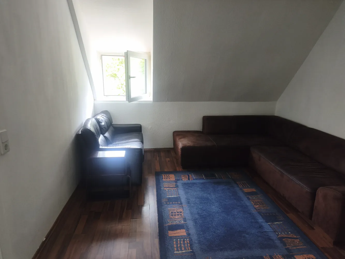 2 Zimmer Wohnung mit 43 m² in Hannover – Bild 1