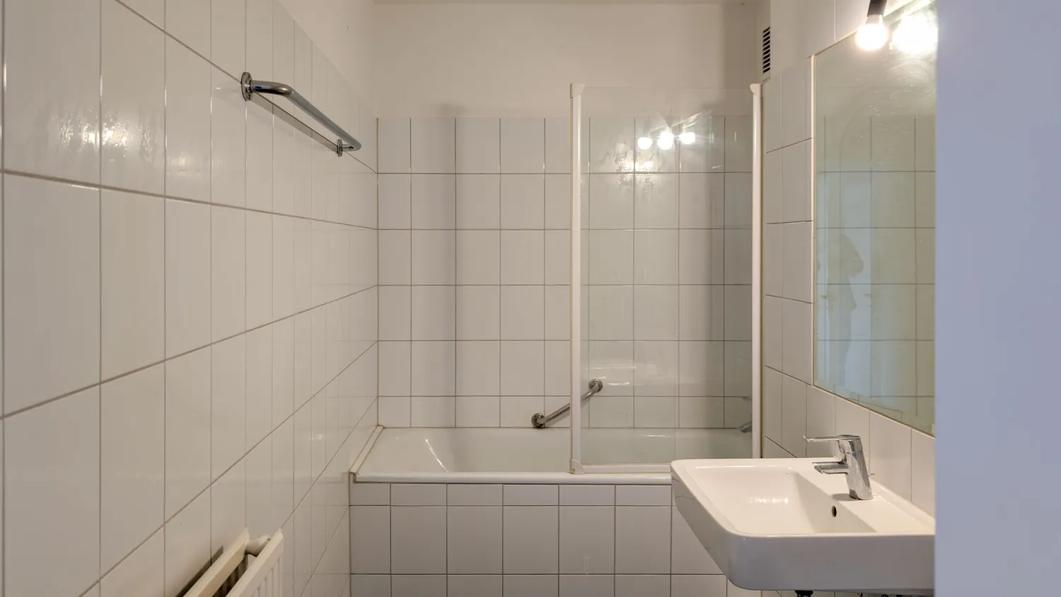 3 Zimmer Wohnung mit 75 m² in Düsseldorf – Bild 2