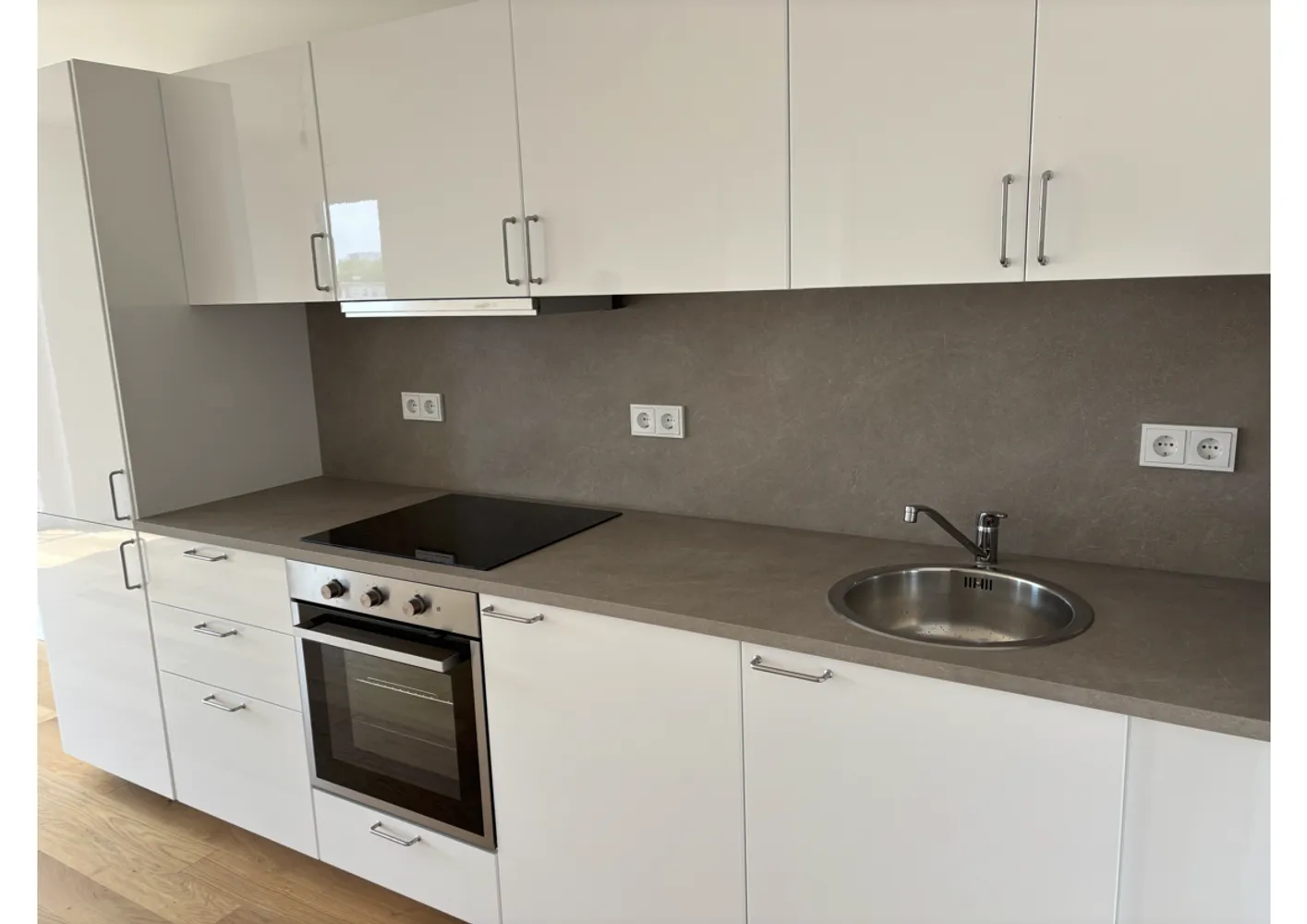 2 Zimmer Wohnung mit 54 m² in Düsseldorf – Bild 2