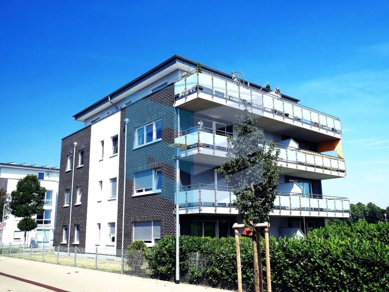 4 Zimmer Wohnung mit 106 m² in Kamp-Lintfort – Bild 3