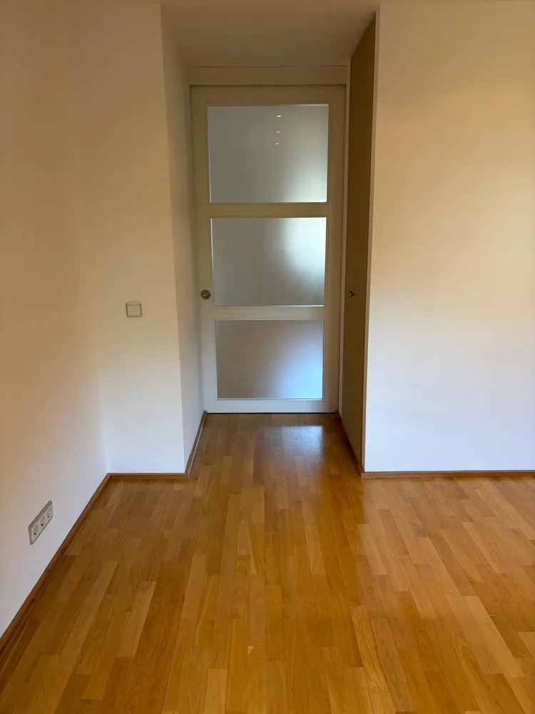 3 Zimmer Wohnung mit 100 m² in Frankfurt am Main – Bild 7