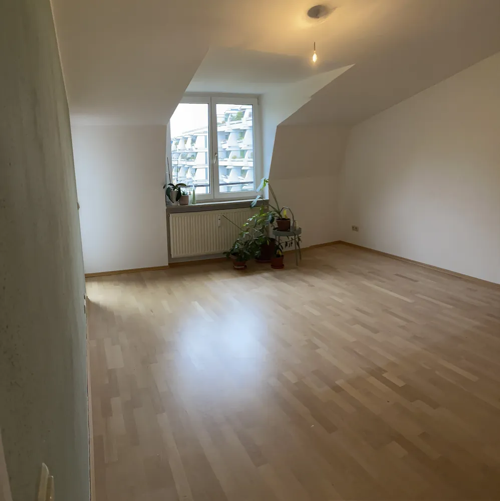2 Zimmer Wohnung mit 66 m² in München – Bild 1
