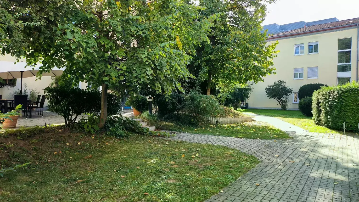 2 Zimmer Wohnung mit 70 m² in Fürth – Bild 3