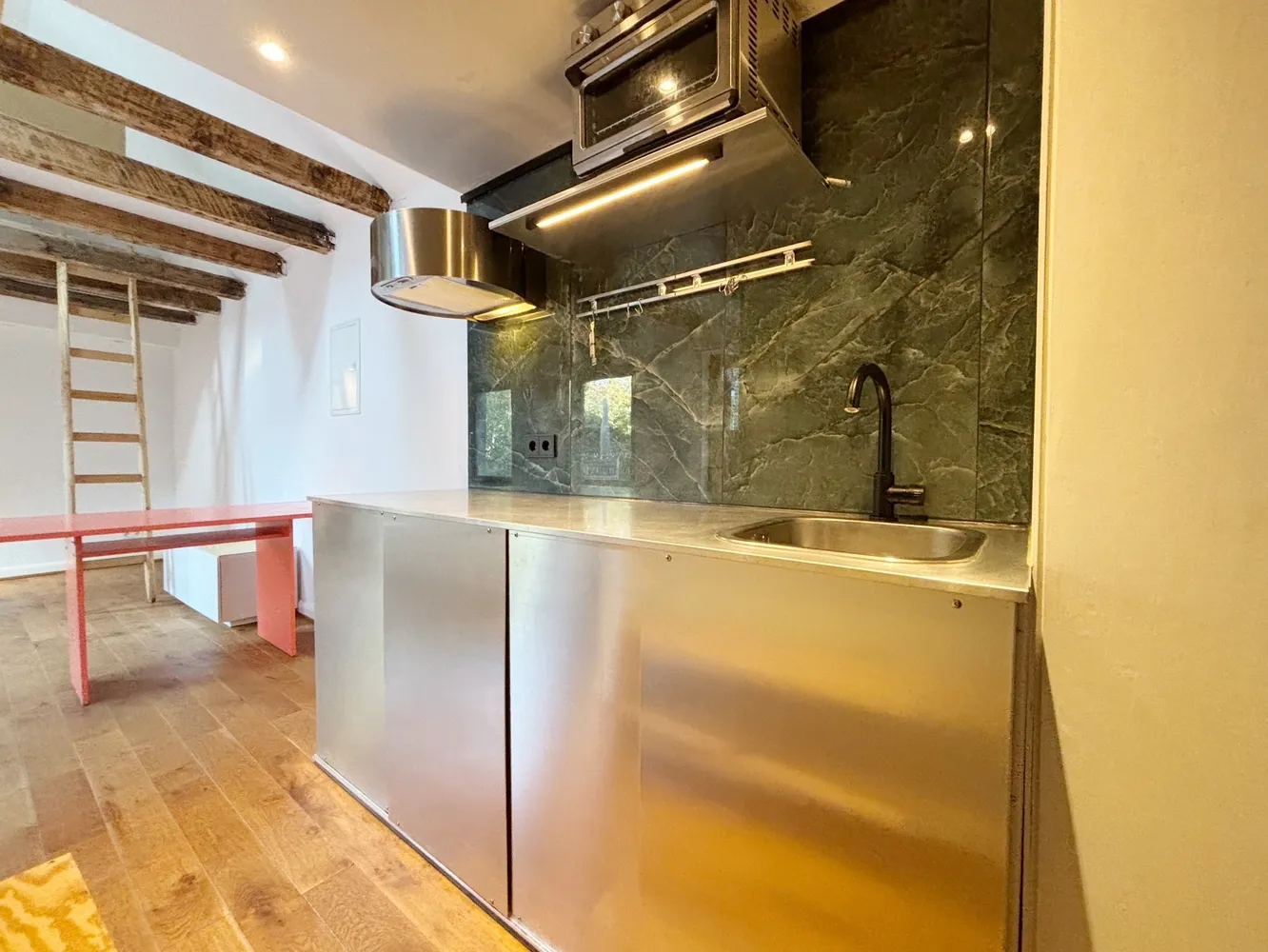 1 Zimmer Wohnung mit 20 m² in Köln – Bild 6