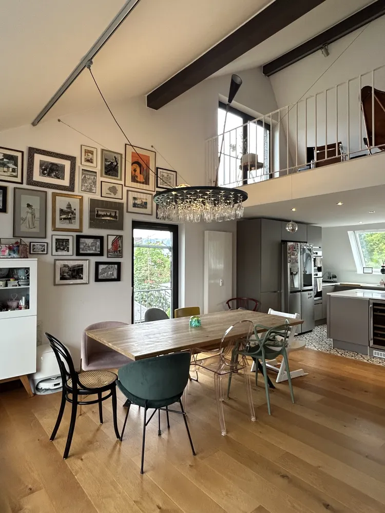 4 Zimmer Wohnung mit 144 m² in Wiesbaden – Bild 1