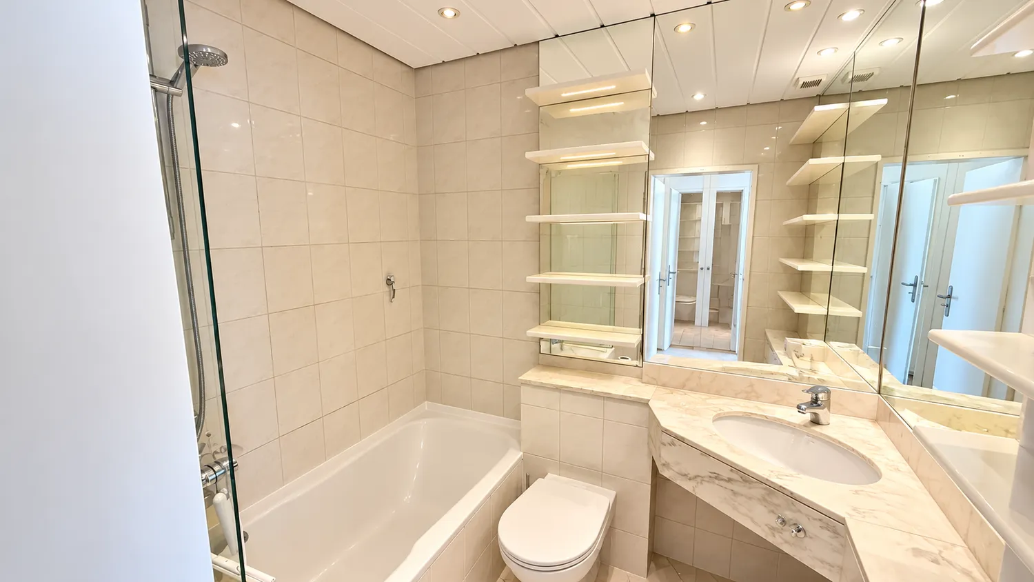 2 Zimmer Wohnung mit 49 m² in Düsseldorf – Bild 5