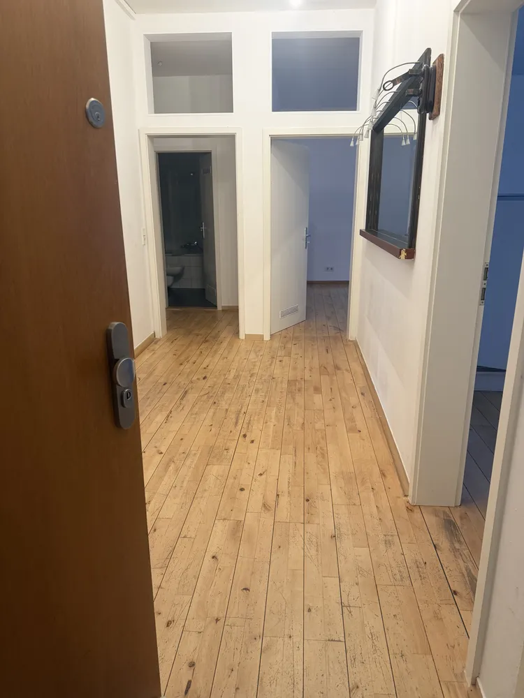3 Zimmer Wohnung mit 89 m² in Frankfurt am Main – Bild 2