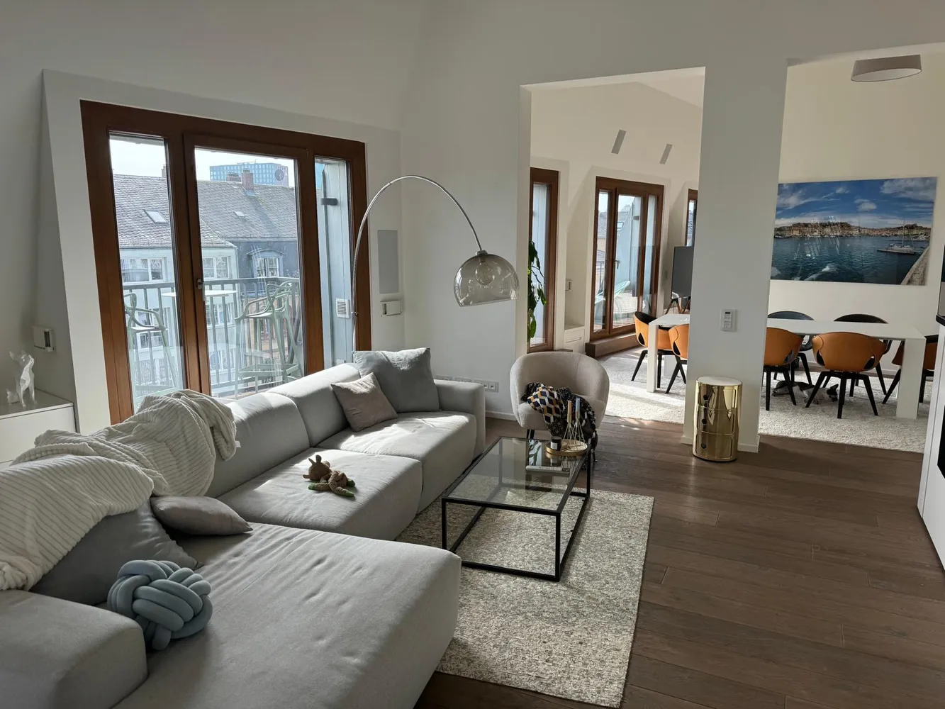 3 Zimmer Wohnung mit 160 m² in Frankfurt am Main – Bild 4