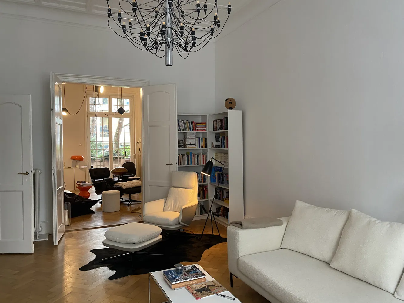 4 Zimmer Wohnung mit 134 m² in Frankfurt am Main – Bild 1