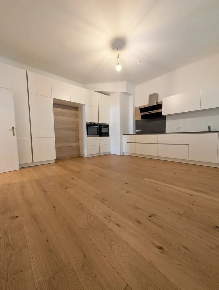 4 Zimmer Wohnung mit 150 m² in Köln – Bild 12