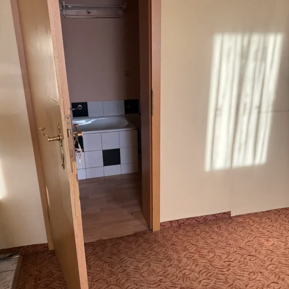 10 Zimmer Haus mit 300 m² in Aue-Bad Schlema – Bild 8