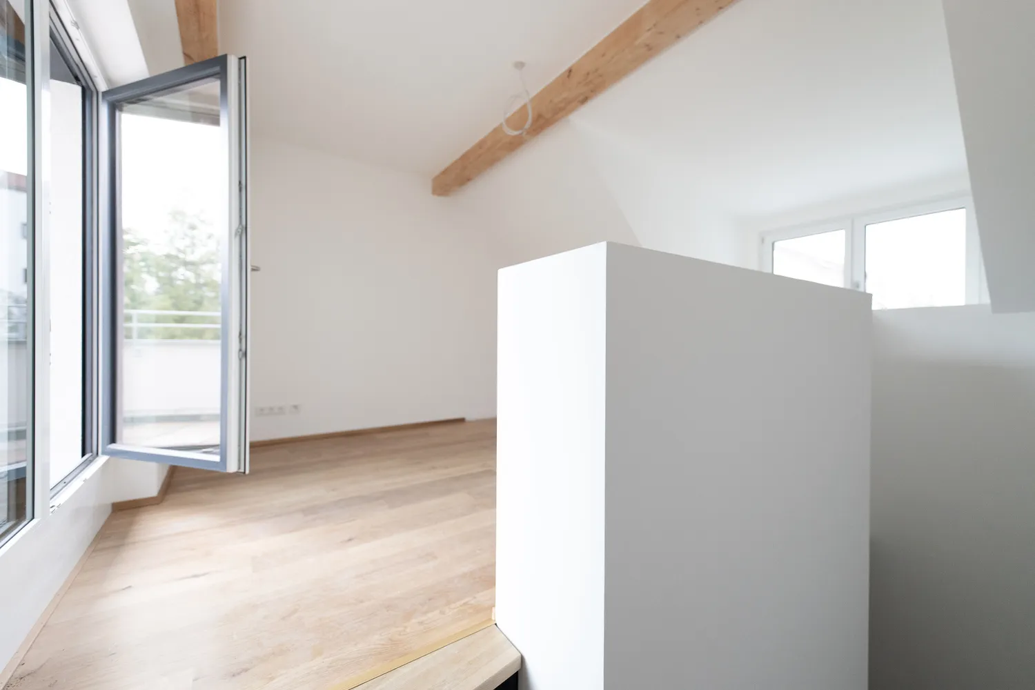 4 Zimmer Wohnung mit 117 m² in München – Bild 5