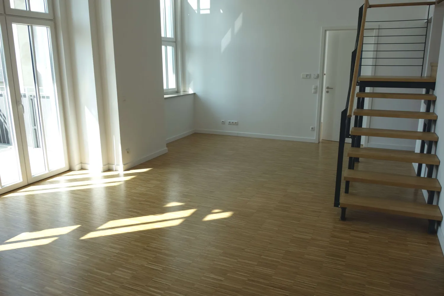 2 Zimmer Wohnung mit 91 m² in Magdeburg – Bild 1
