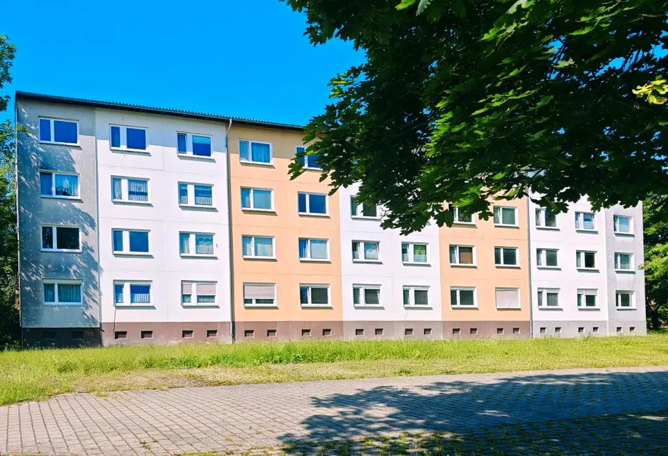 3 Zimmer Wohnung mit 60 m² in Hoyerswerda – Bild 2
