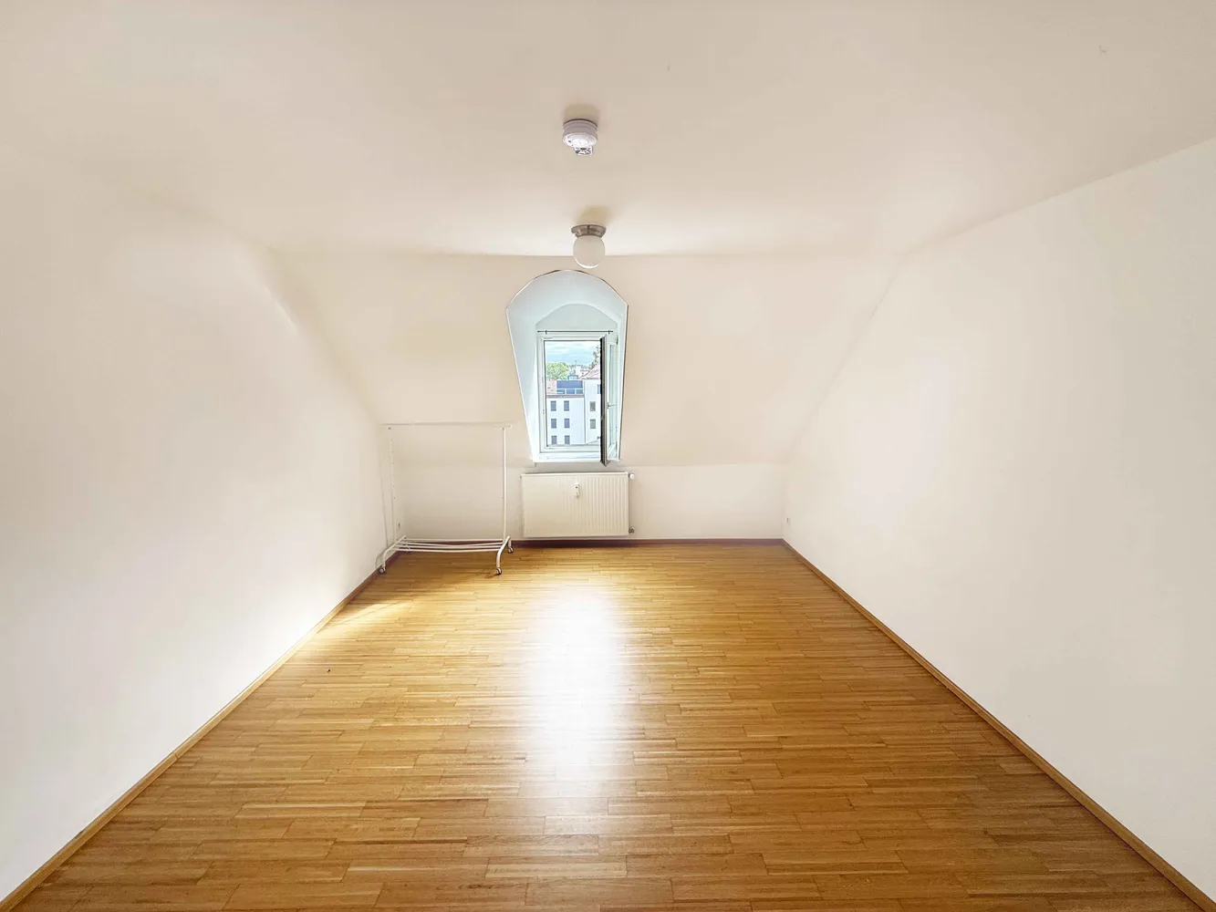 5 Zimmer Wohnung mit 183 m² in Stuttgart – Bild 9