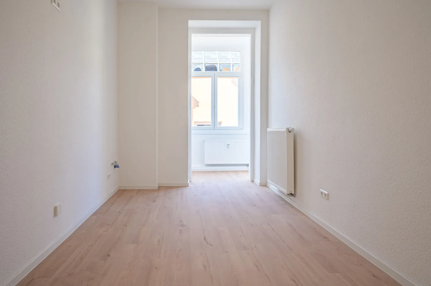 5 Zimmer Wohnung mit 105 m² in Karlsruhe – Bild 2