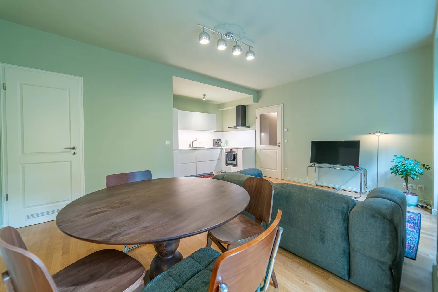 2 Zimmer Wohnung mit 57 m² in Berlin – Bild 4