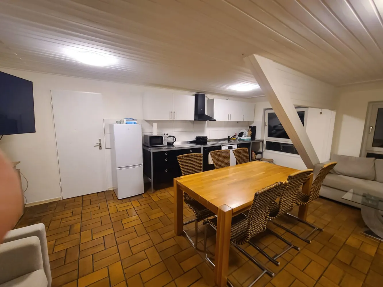 WG-Zimmer mit 20 m² in Karlsruhe – Bild 1