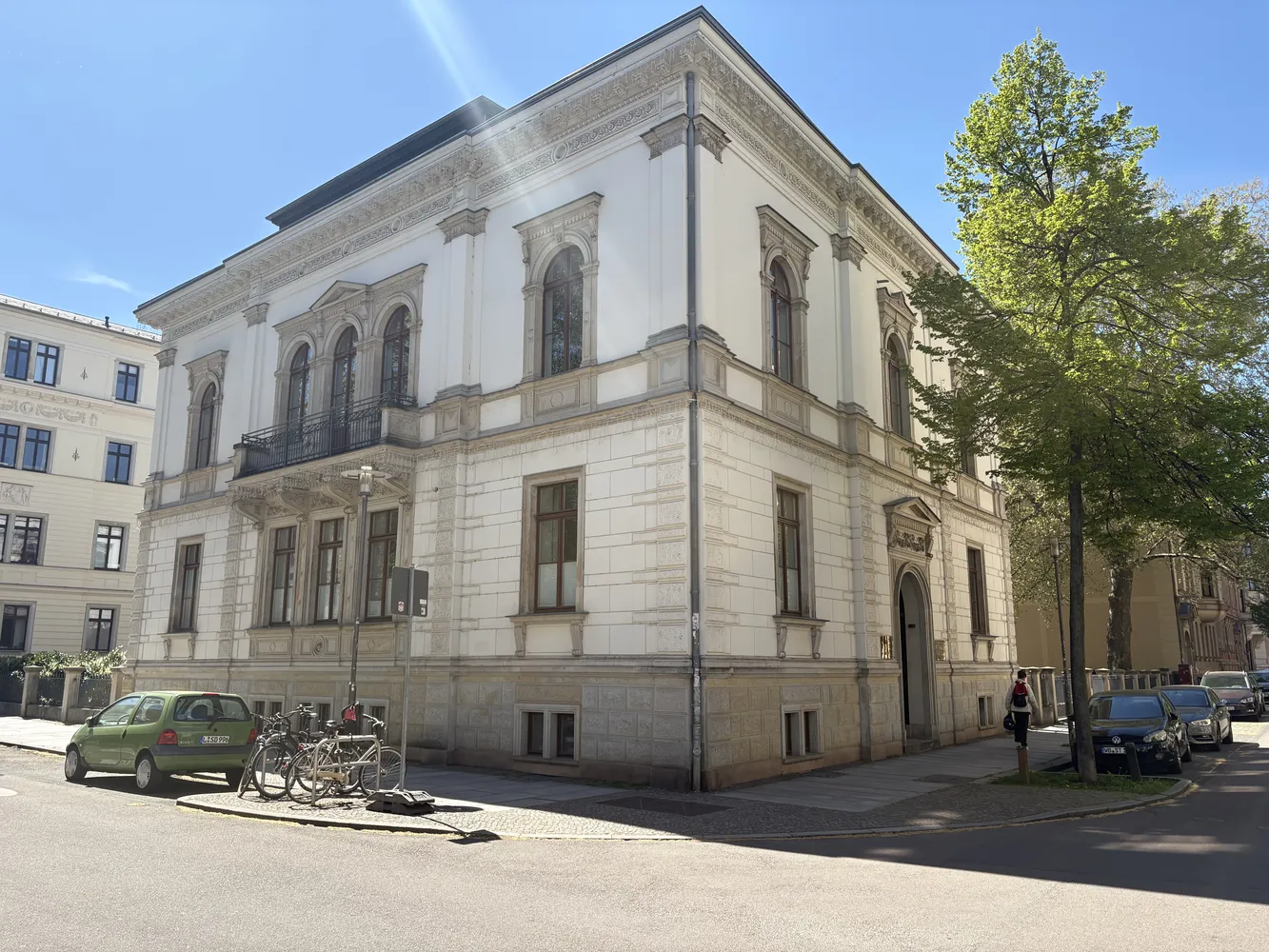 5 Zimmer Wohnung mit 163 m² in Leipzig – Bild 1
