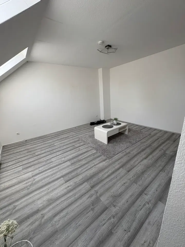 4 Zimmer Wohnung mit 72 m² in Essen – Bild 2