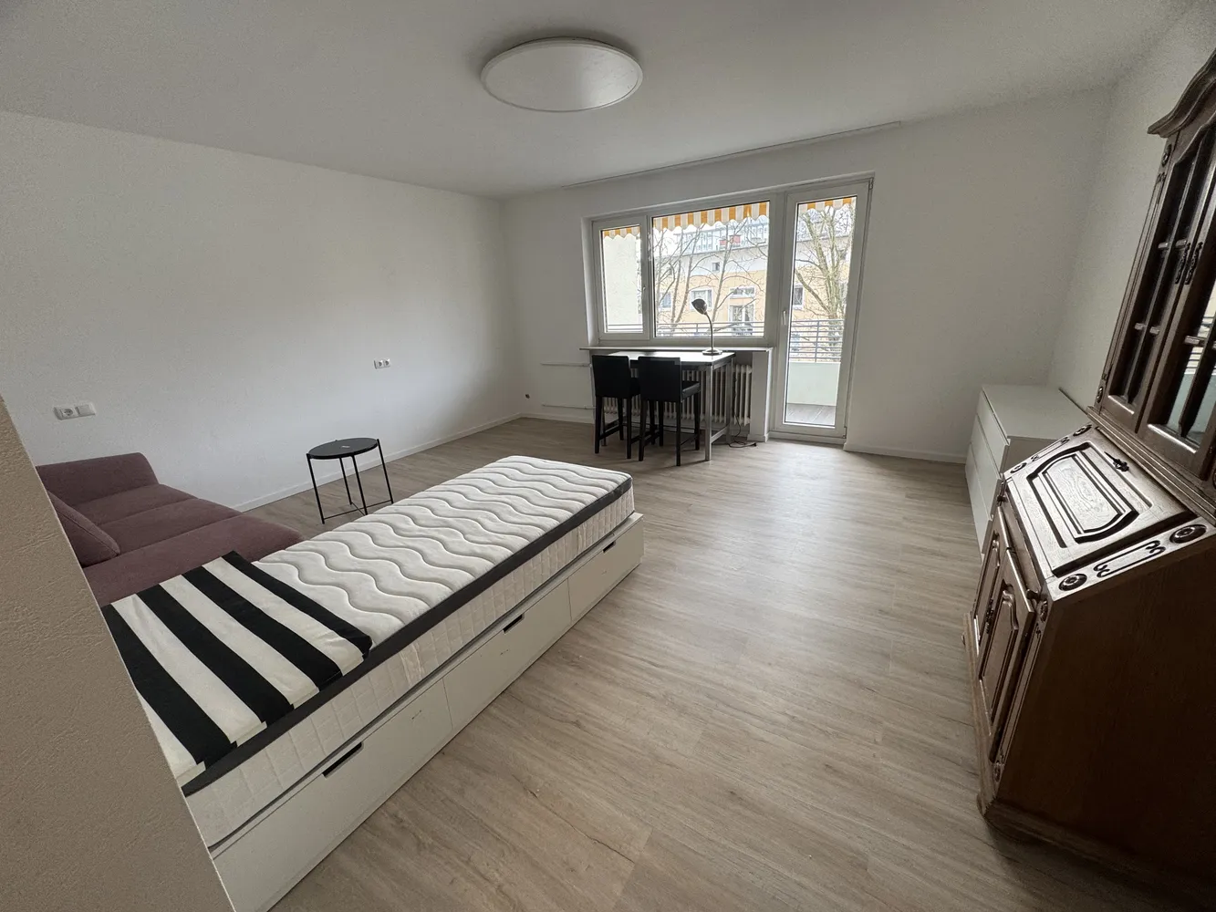 4 Zimmer Wohnung mit 110 m² in Frankfurt am Main – Bild 3