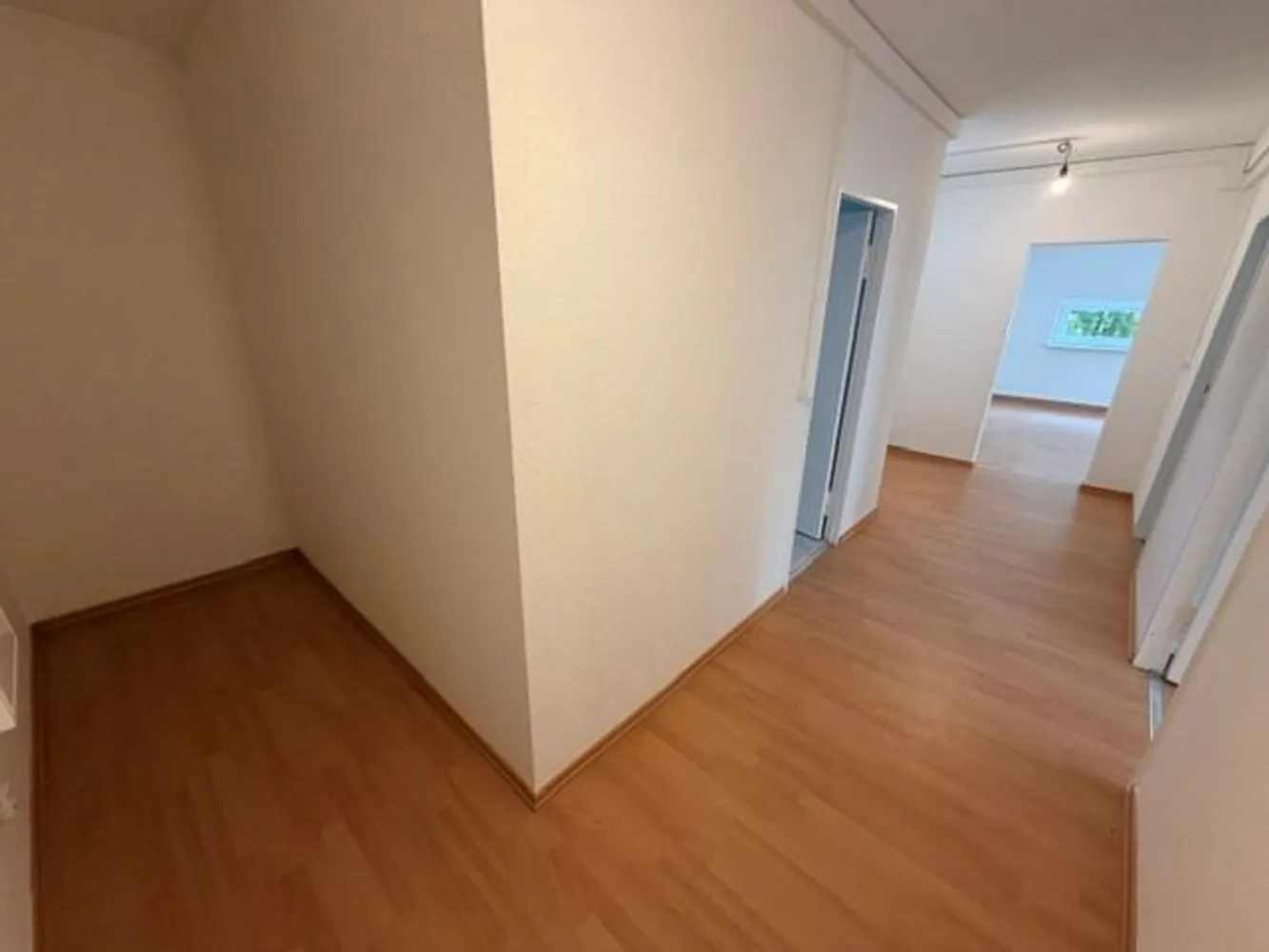 2 room apartment with 77 m² in Berlin – Photo 4