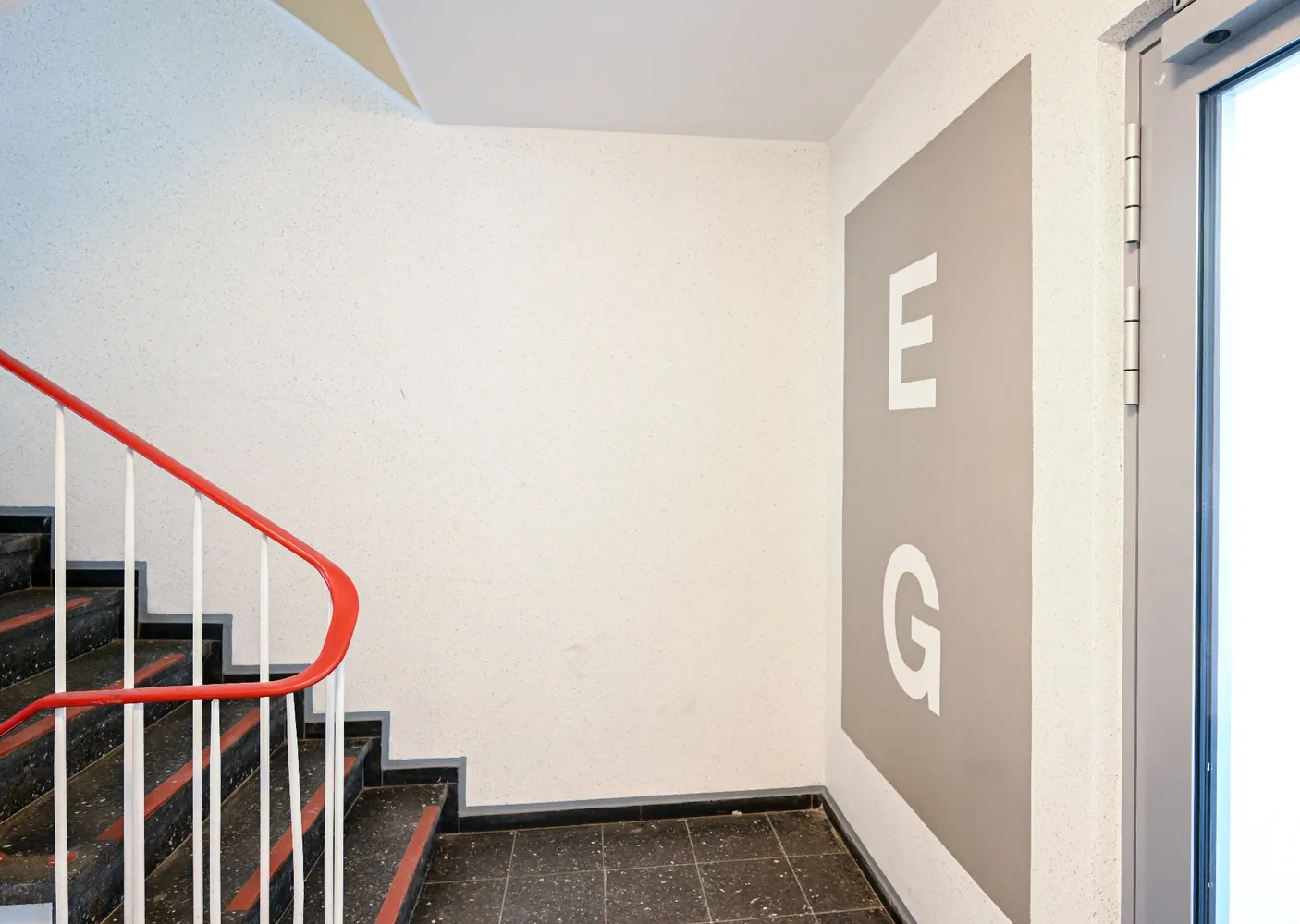 1 Zimmer Wohnung mit 43 m² in Mülheim an der Ruhr – Bild 2