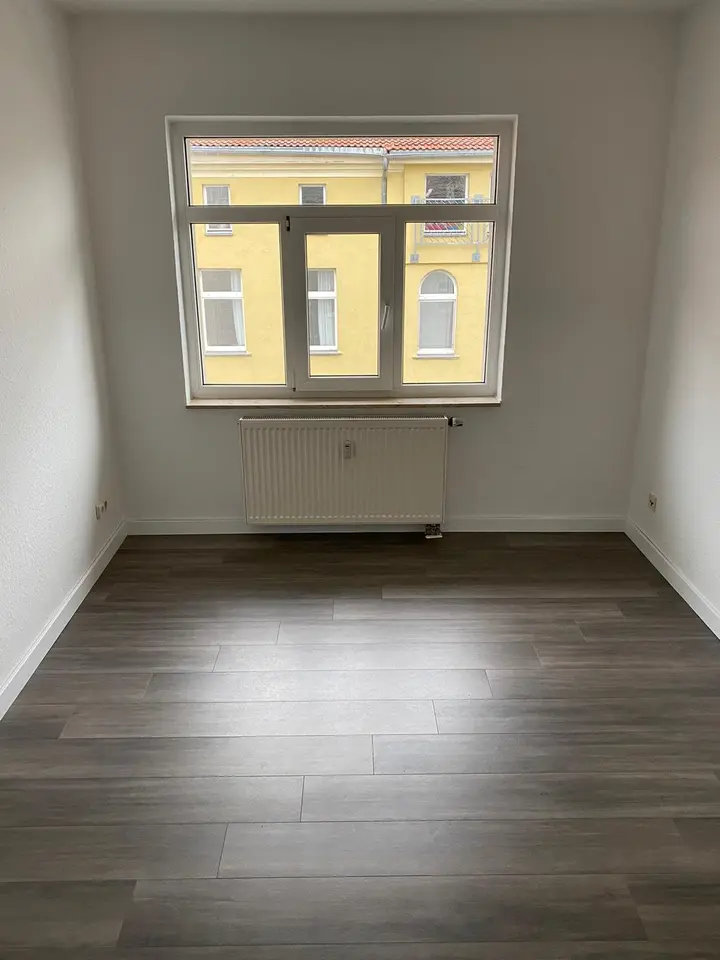 3 Zimmer Wohnung mit 93 m² in Halle (Saale) – Bild 3