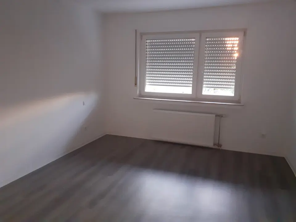 3 Zimmer Wohnung mit 78 m² in Bergisch Gladbach – Bild 2