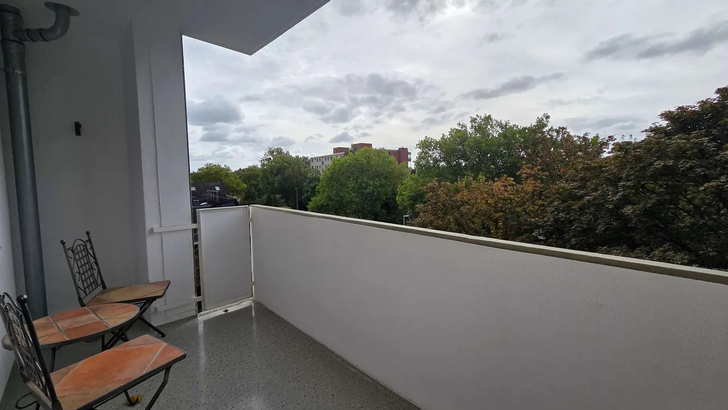 2 room apartment with 57 m² in Hanover – Photo 4