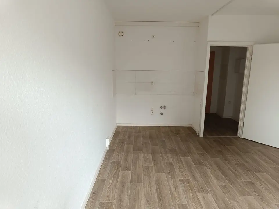 2 Zimmer Wohnung mit 34 m² in Halle (Saale) – Bild 4
