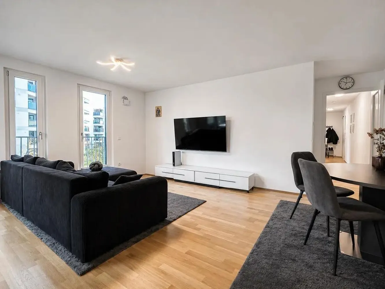 3 Zimmer Wohnung mit 79 m² in München – Bild 2