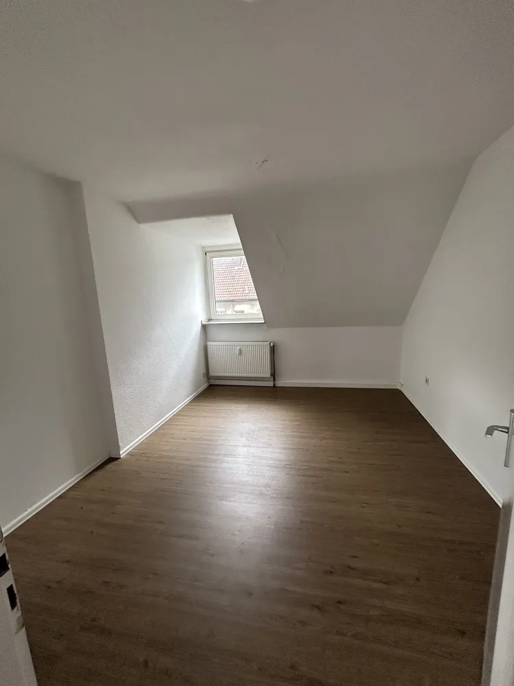 2 Zimmer Wohnung mit 42 m² in Essen – Bild 2