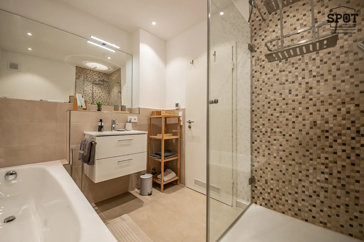 3 Zimmer Wohnung mit 90 m² in München – Bild 5