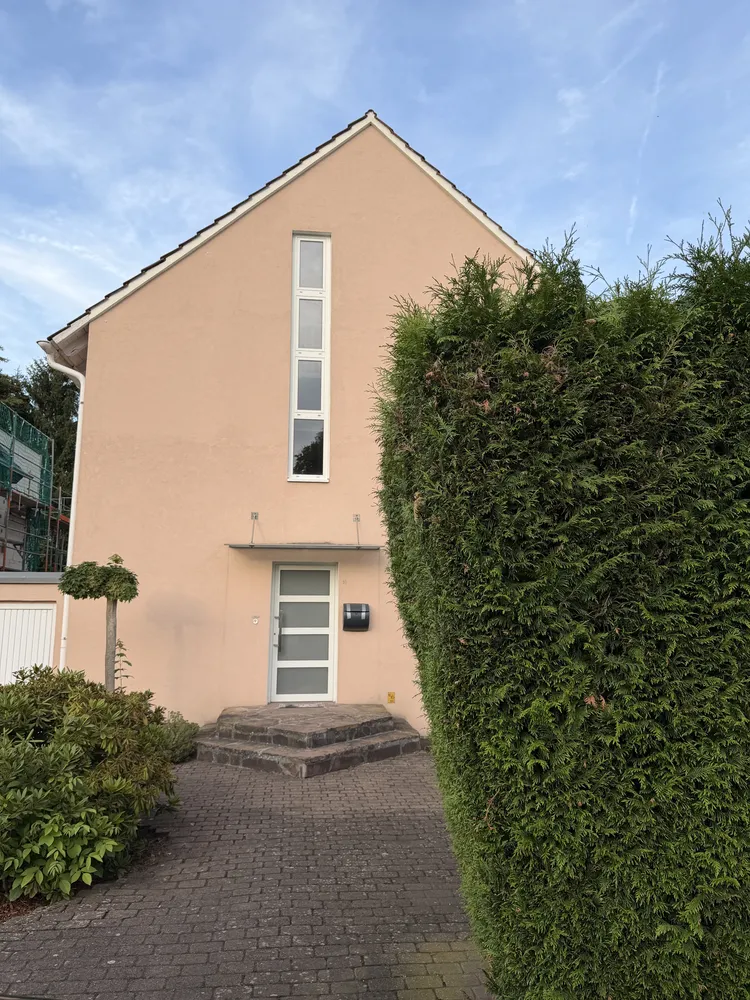 5 Zimmer Haus mit 220 m² in Köln – Bild 1