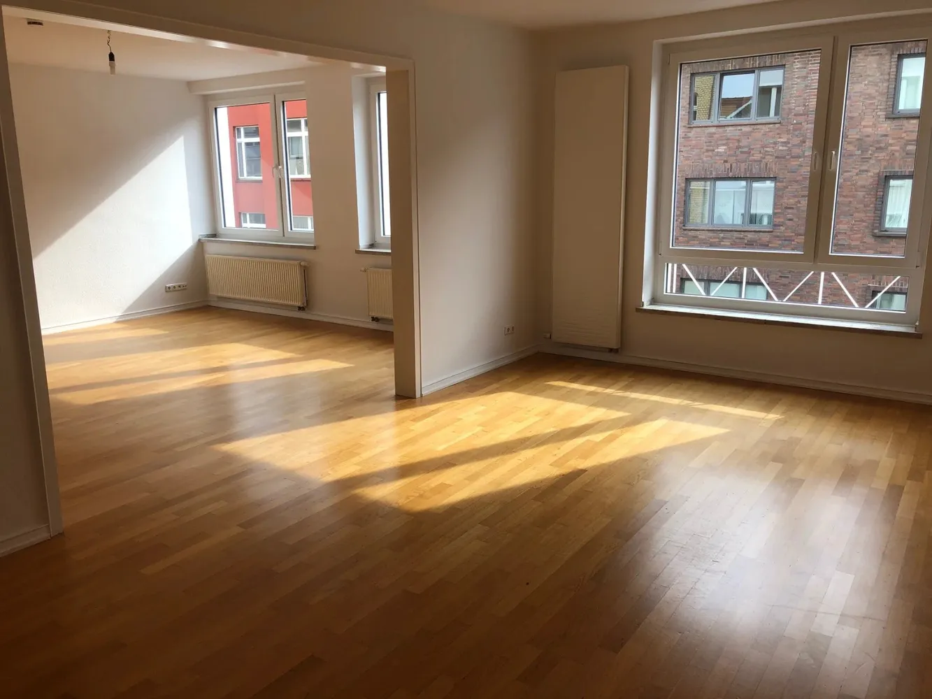 3 Zimmer Wohnung mit 115 m² in Köln – Bild 1