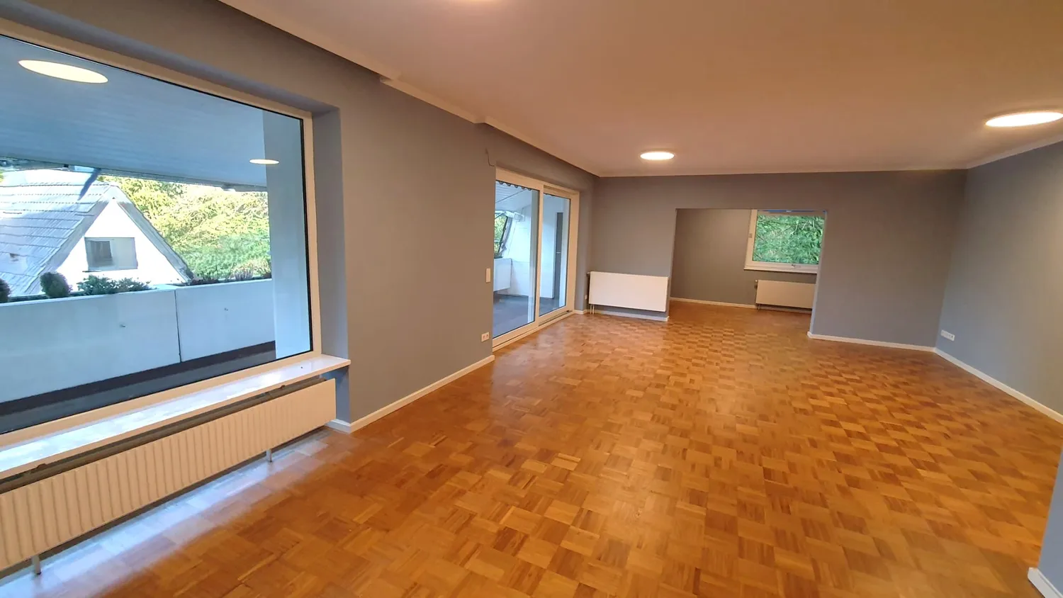 2 Zimmer Wohnung mit 100 m² in Bremerhaven – Bild 2
