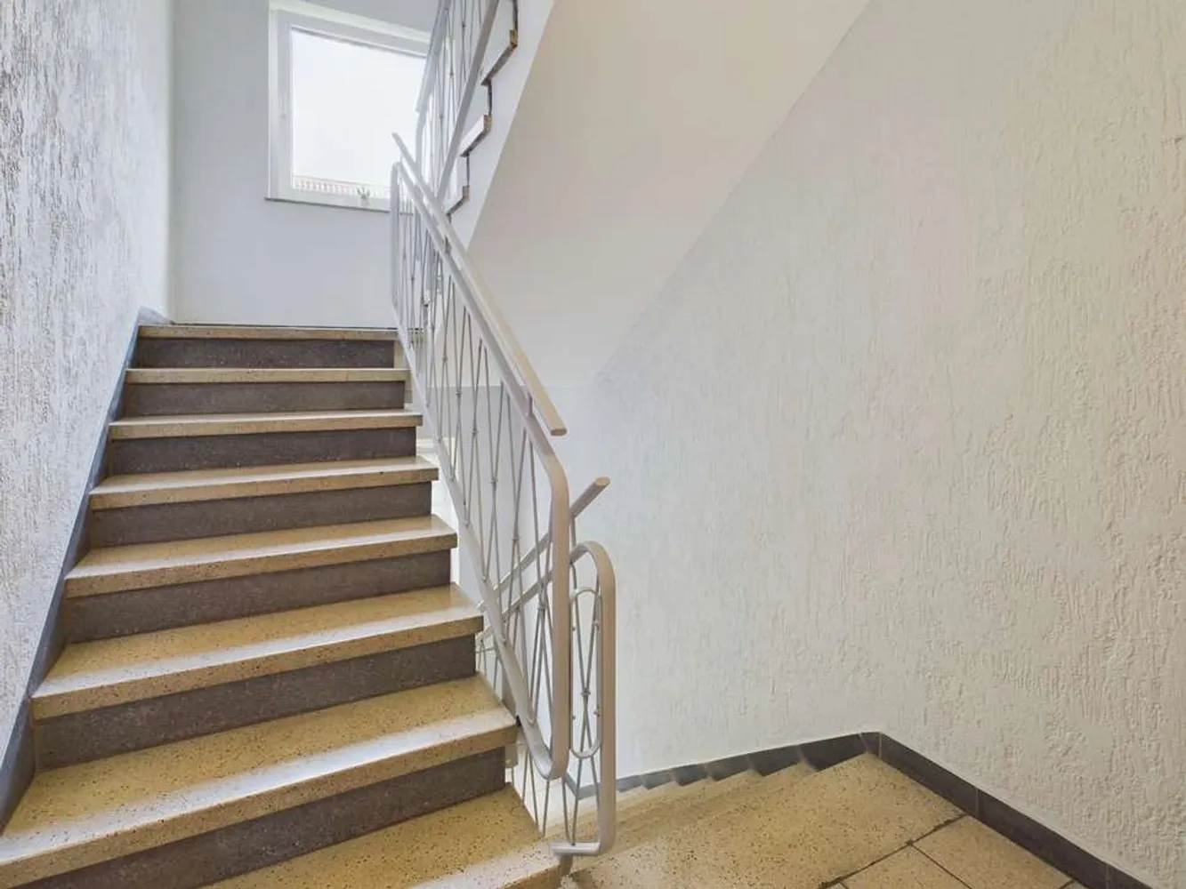 3 Zimmer Wohnung mit 80 m² in Stuttgart – Bild 9