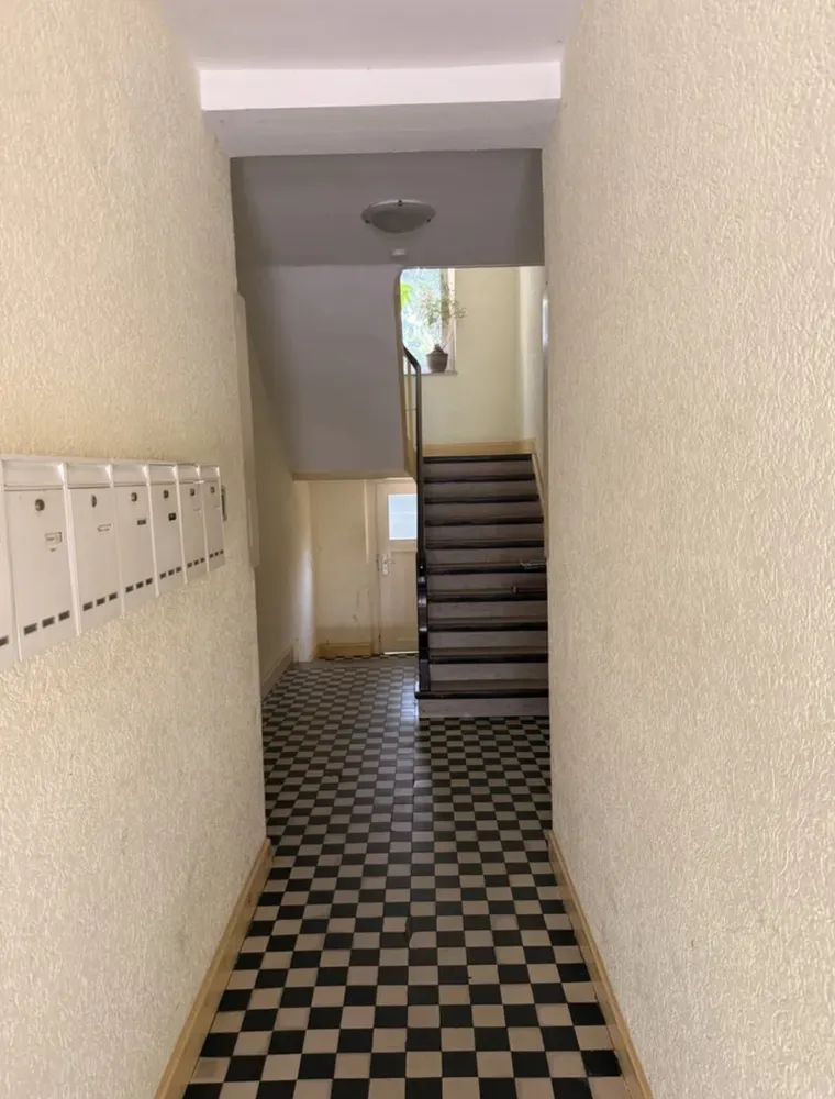 5 Zimmer Wohnung mit 104 m² in Essen – Bild 2