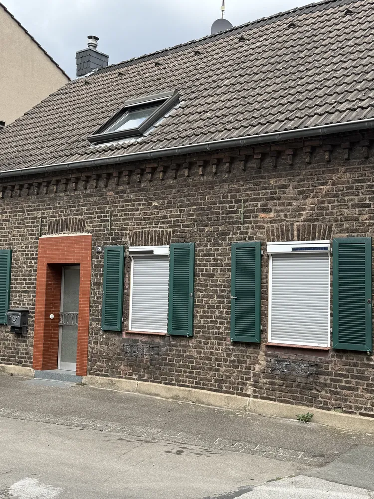 8 Zimmer Haus mit 160 m² in Düsseldorf – Bild 2