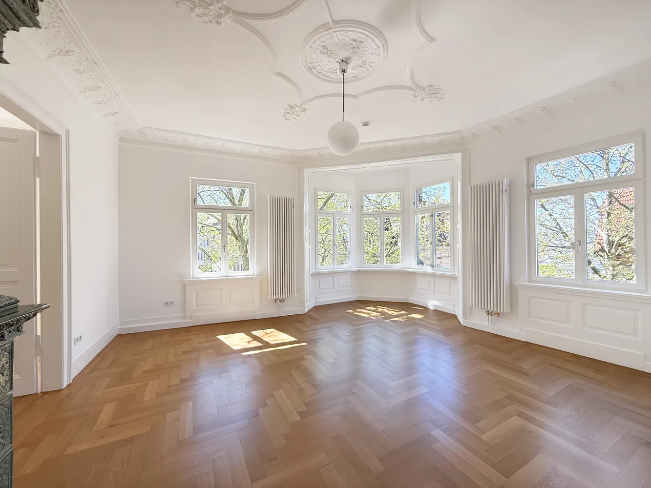 5 room apartment with 170 m² in Stuttgart – Photo 1
