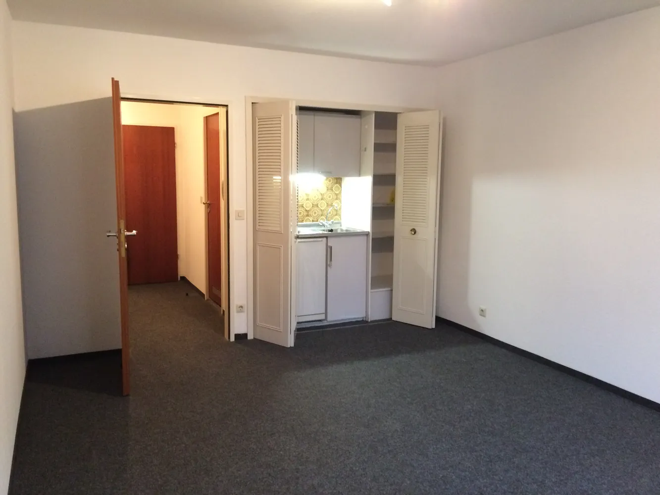 1 room apartment with 28 m² in Augsburg – Photo 1